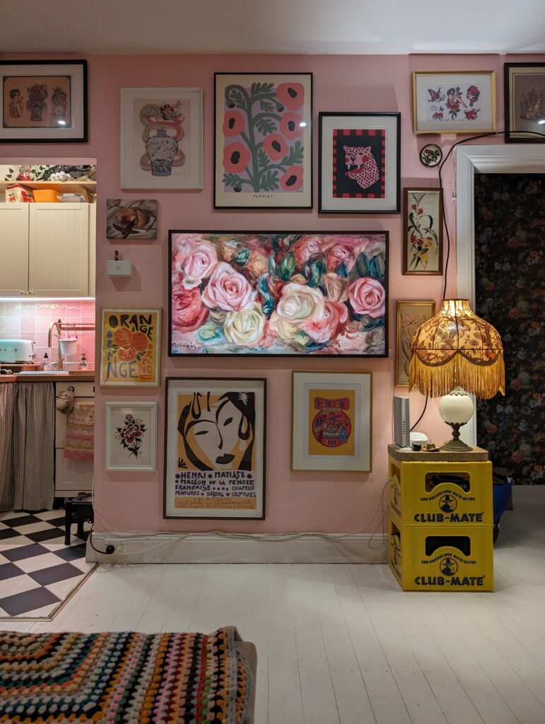 funky home decor, dopamine decor, maximalist decor